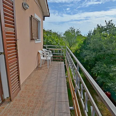 Josip Apartment Pavicini