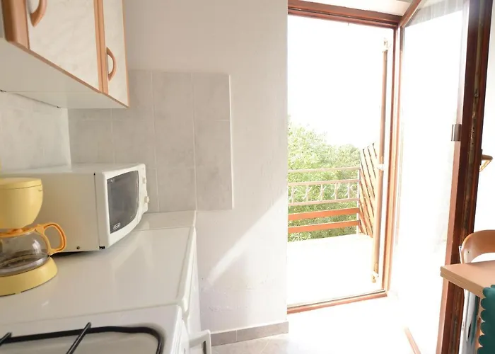 Josip Apartment *
