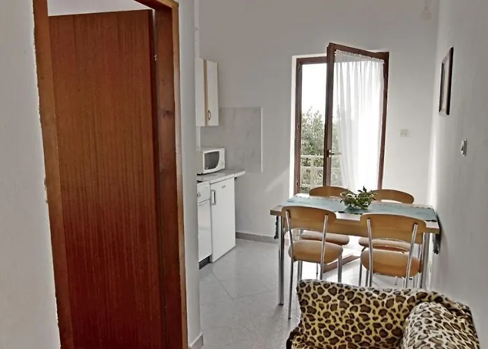 Apartment Josip