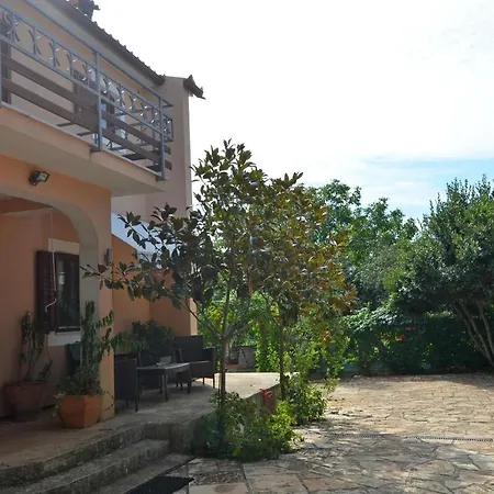 Josip Lägenhet Pavicini